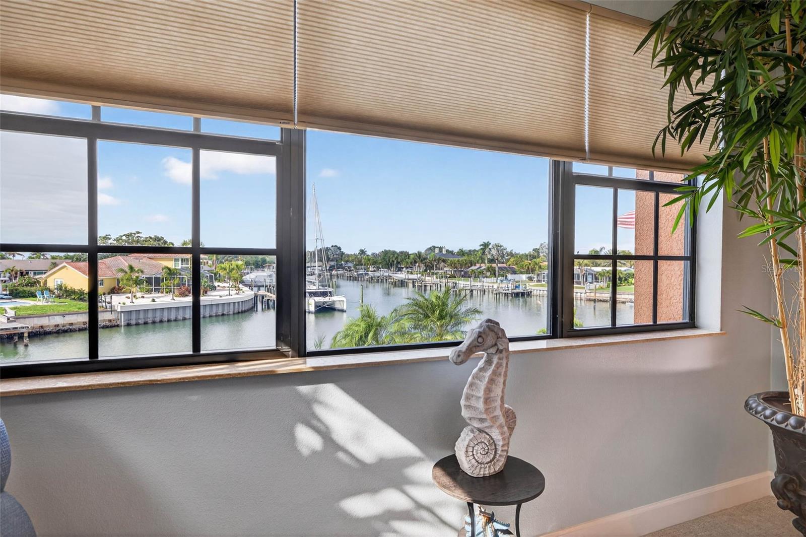 BROADWATER - Residential