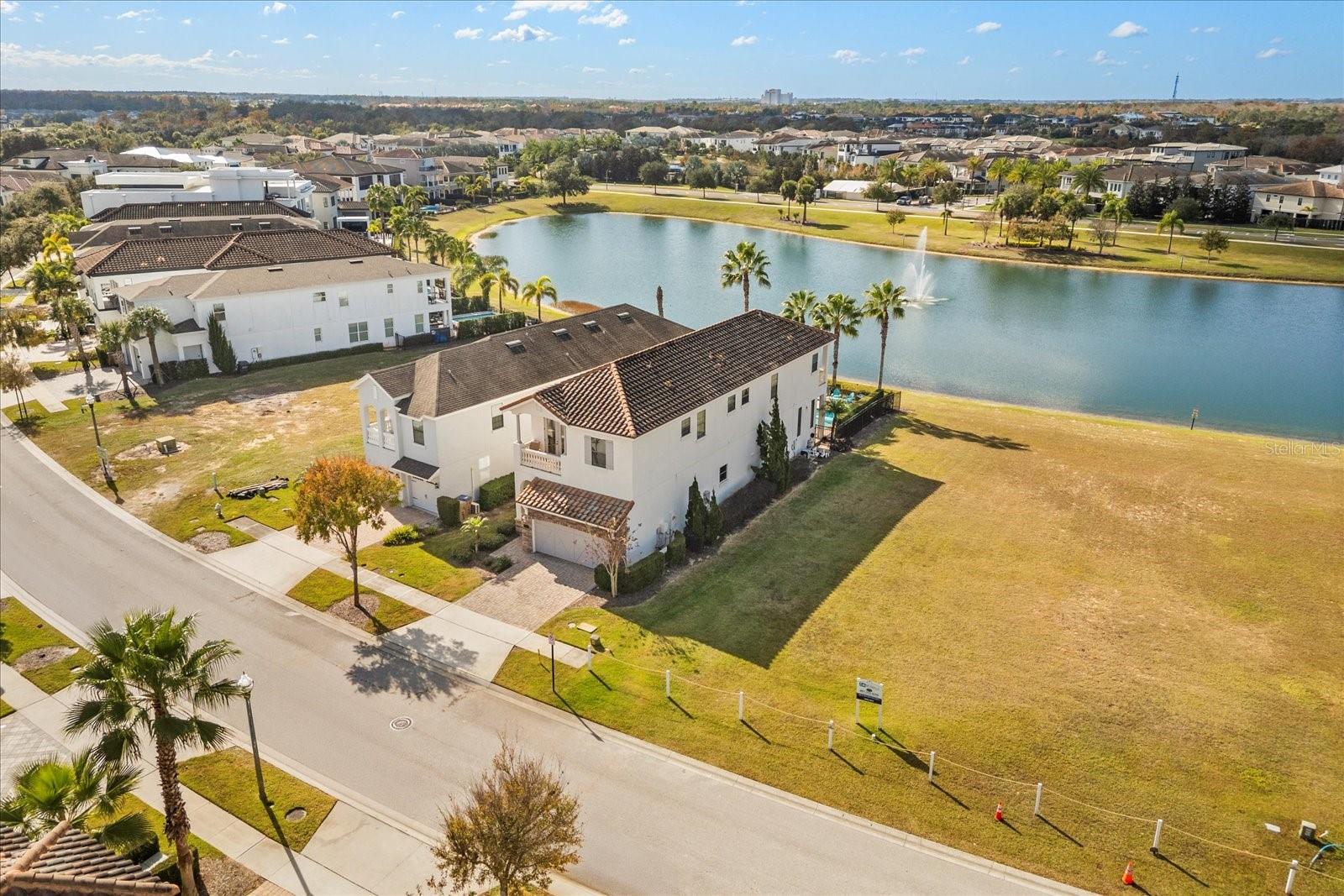 REUNION WEST VLGS NORTH - Residential