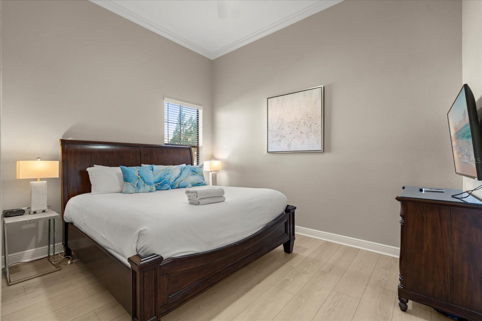 REUNION WEST VLGS NORTH - Residential