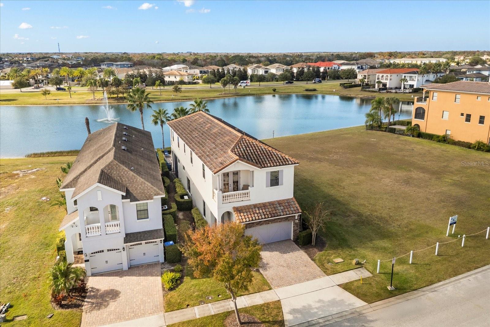 REUNION WEST VLGS NORTH - Residential