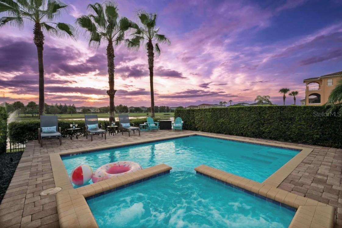 REUNION WEST VLGS NORTH - Residential