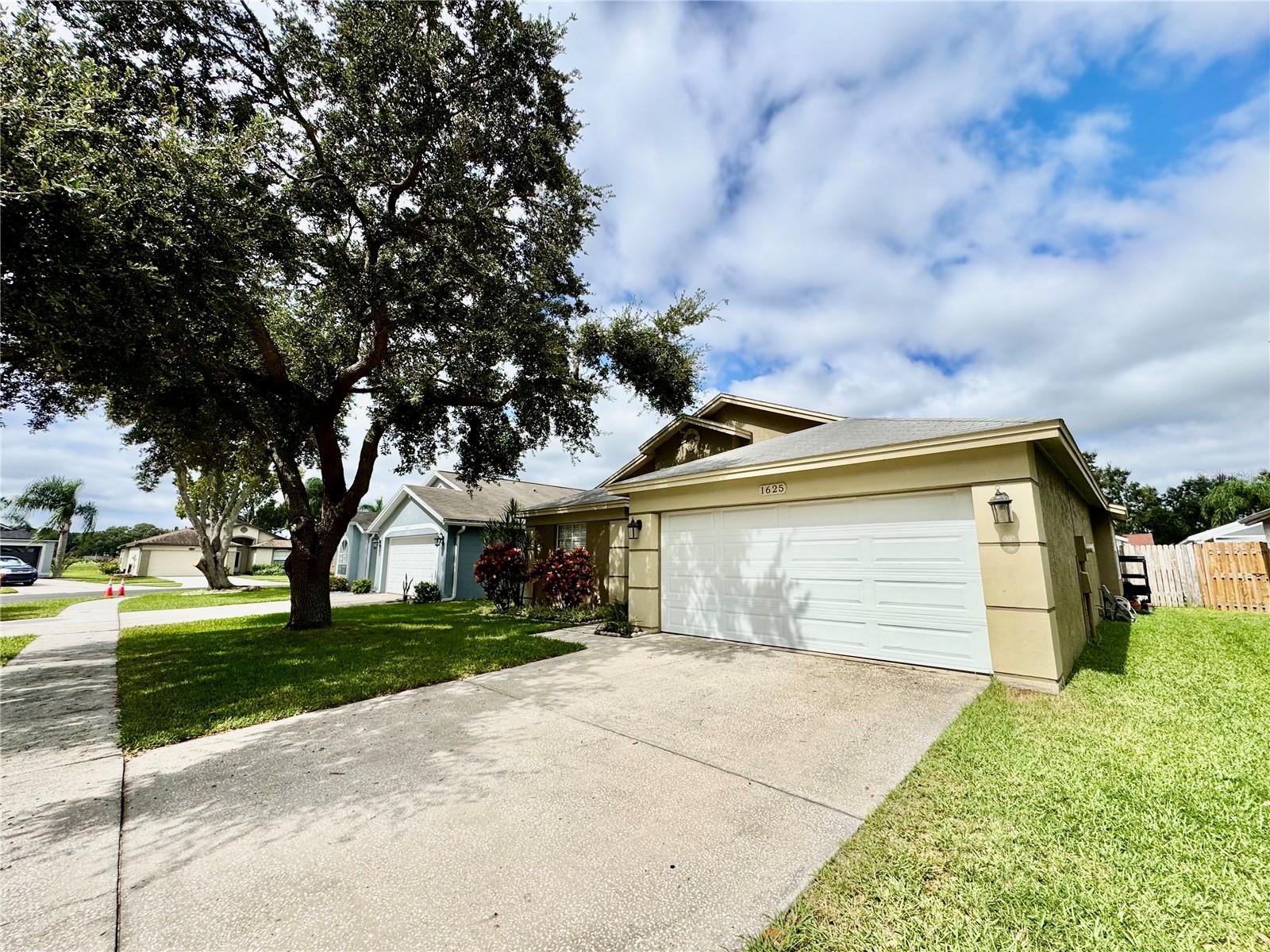 1625 PORTSMOUTH LAKE DRIVE