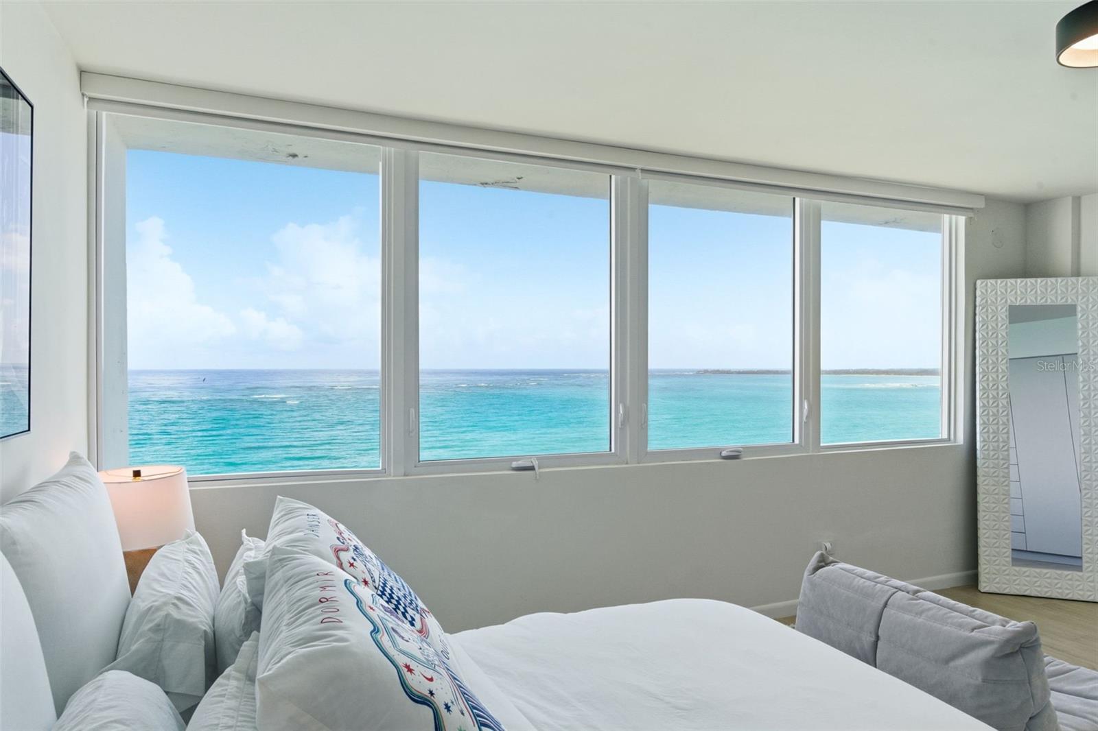 SURFSIDE MANSIONS - Residential