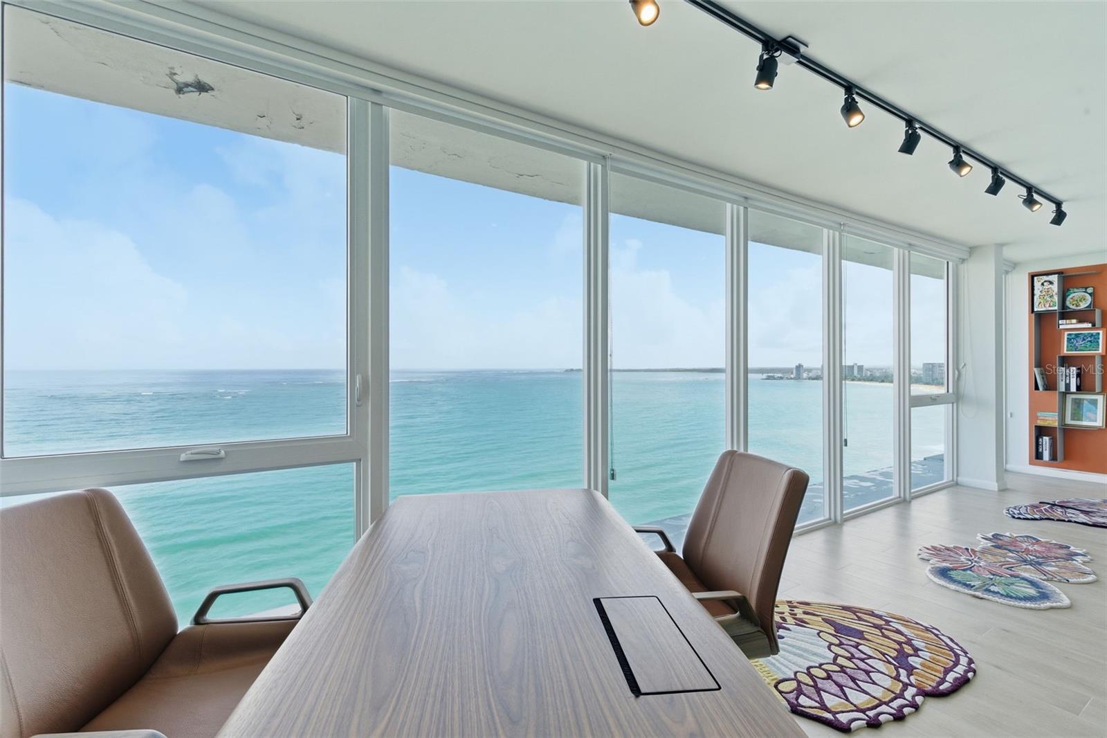 SURFSIDE MANSIONS - Residential