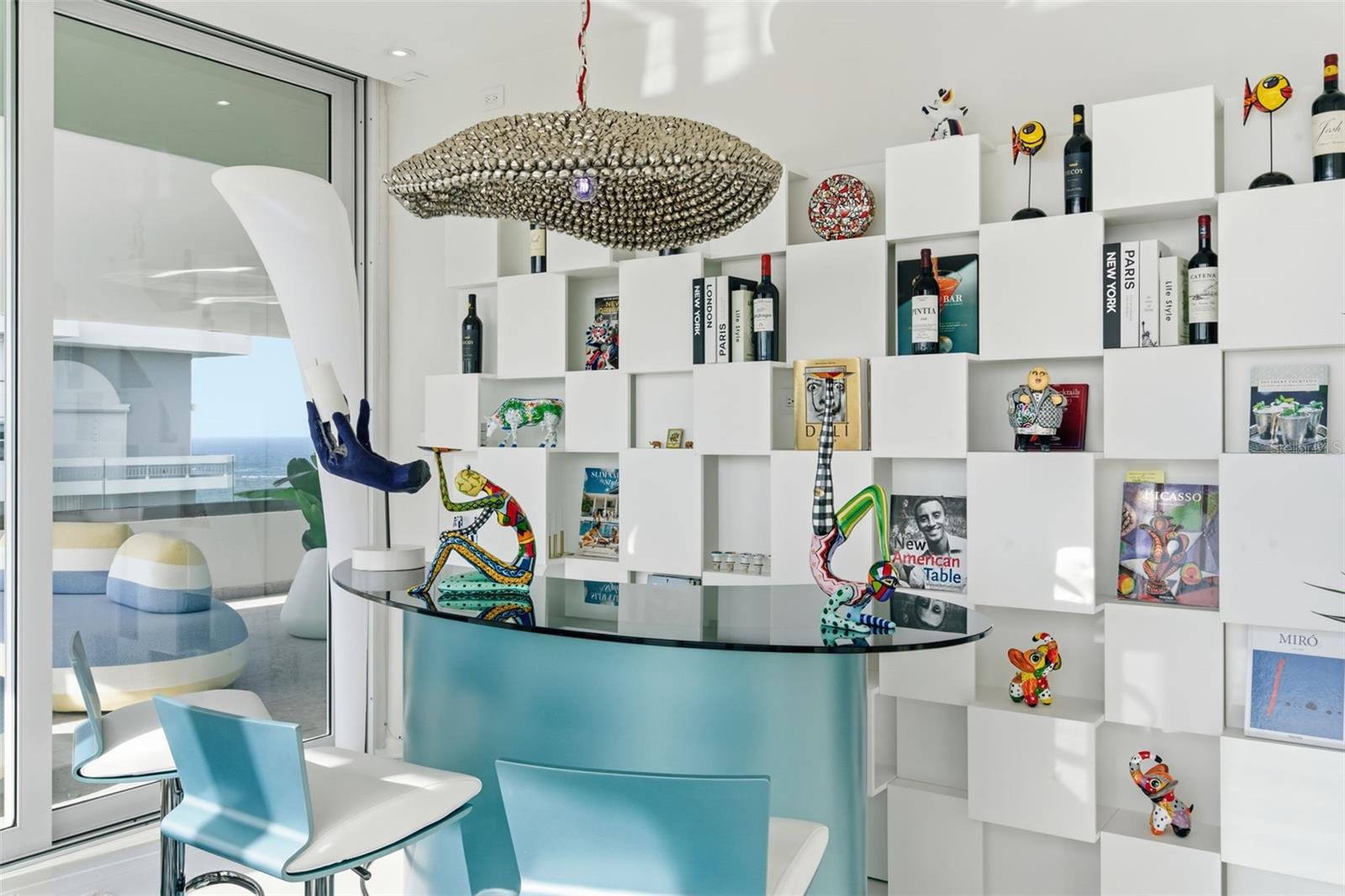 SURFSIDE MANSIONS - Residential