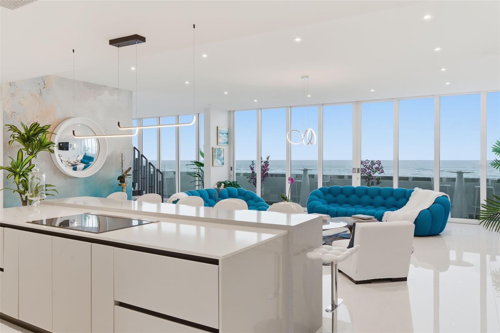 SURFSIDE MANSIONS - Residential
