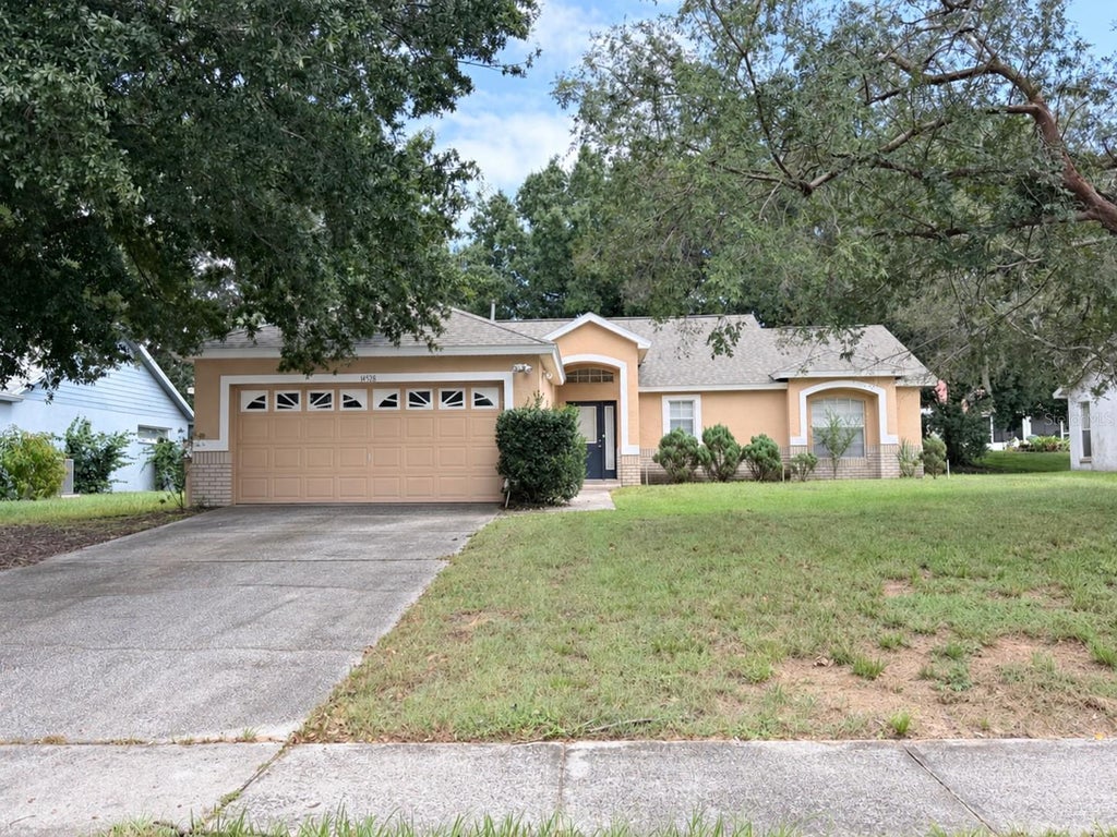 Photo of 14528 Peppermill Trail, Clermont, FL 34711 (MLS # G5118279)