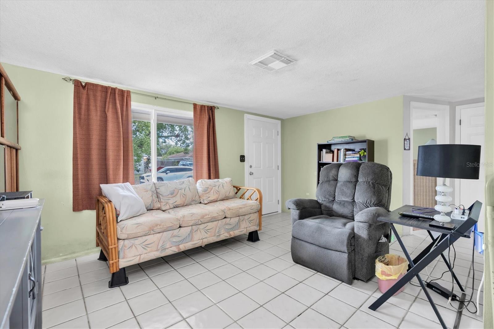 REGENCY PARK - Residential