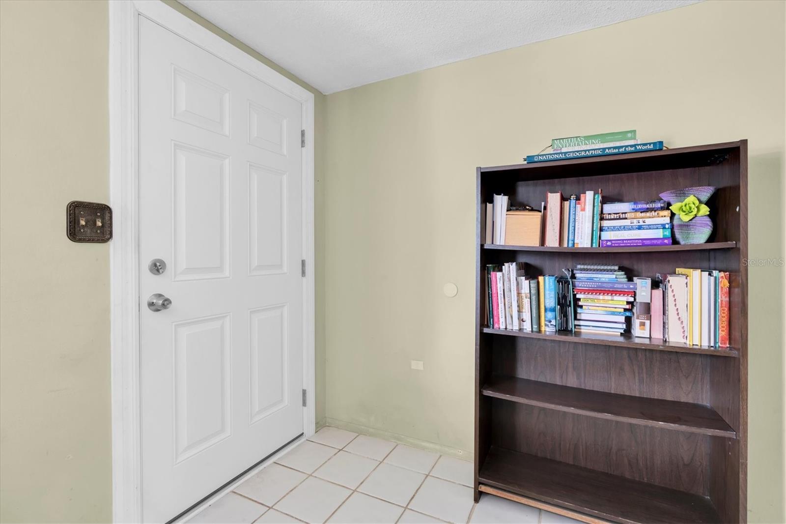 REGENCY PARK - Residential
