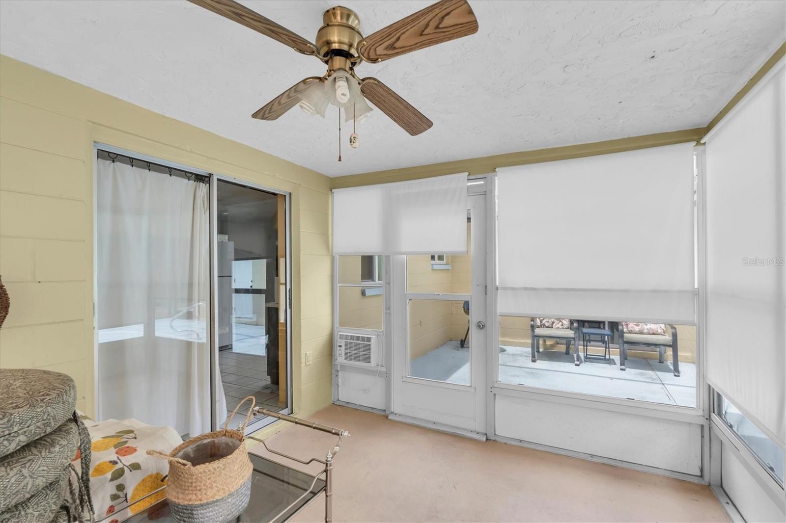 REGENCY PARK - Residential