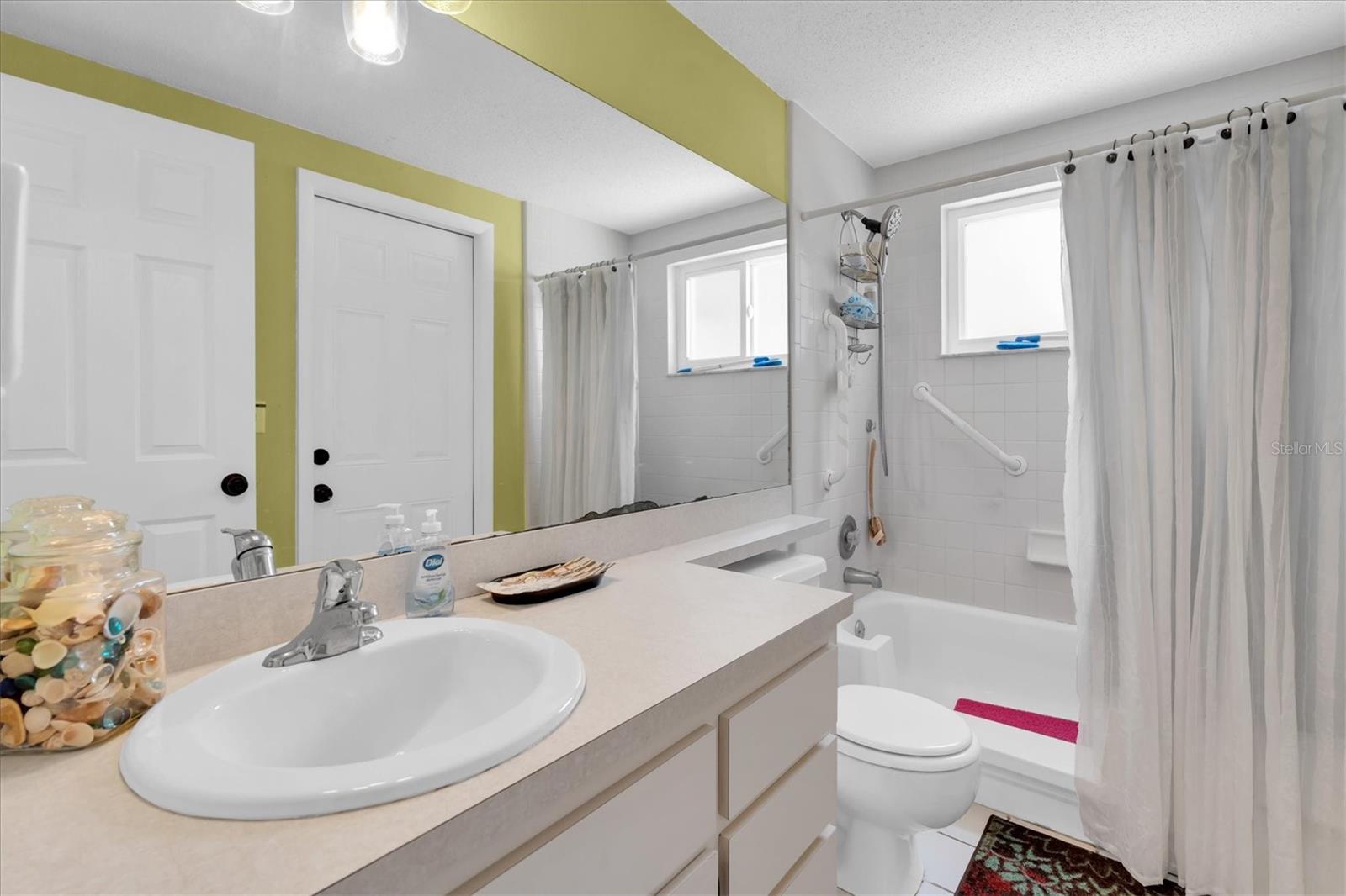 REGENCY PARK - Residential
