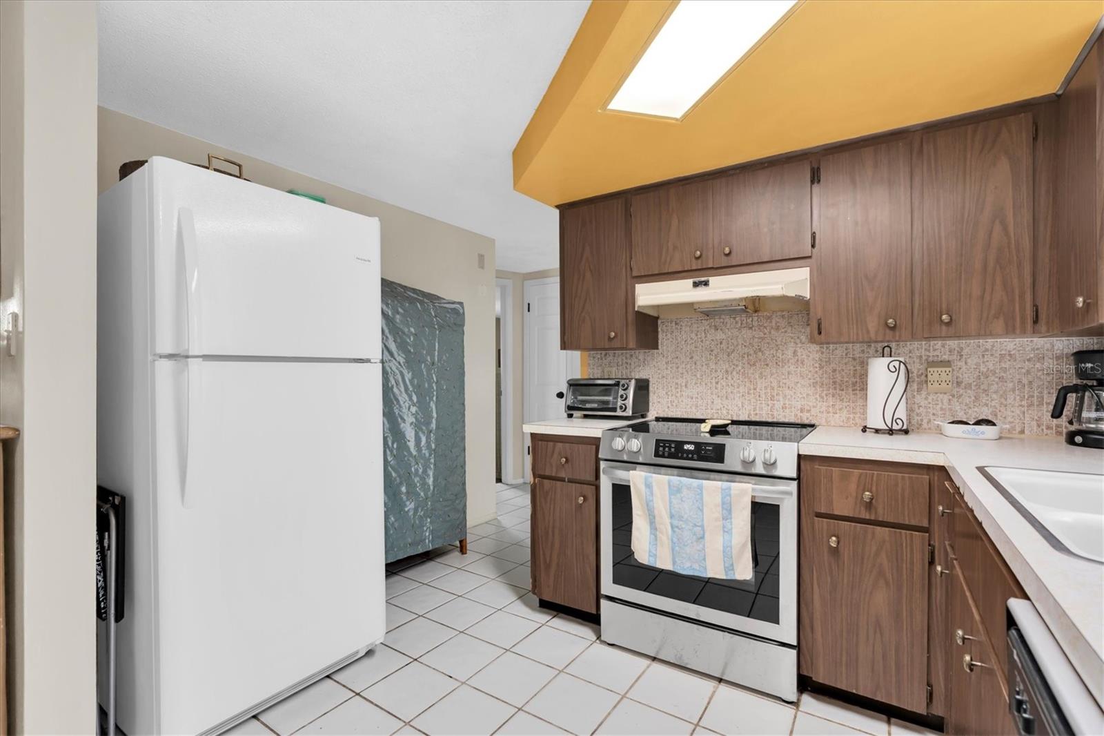 REGENCY PARK - Residential