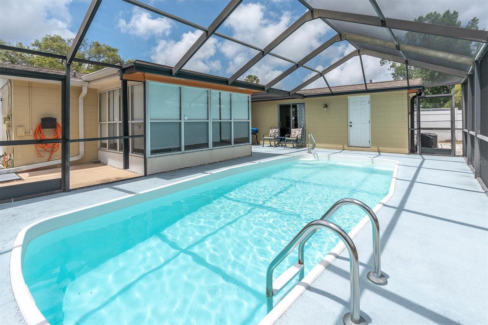REGENCY PARK - Residential