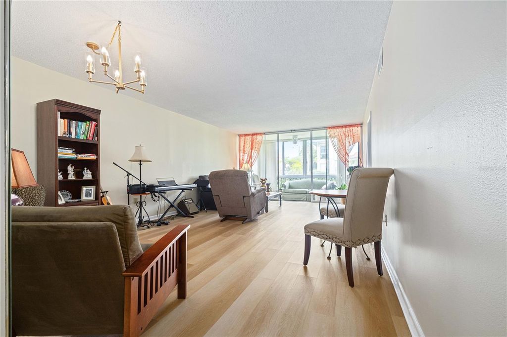 Photo of 19029 Us Highway 19 N #3-1, Clearwater, FL 33764 (MLS # TB8394453)