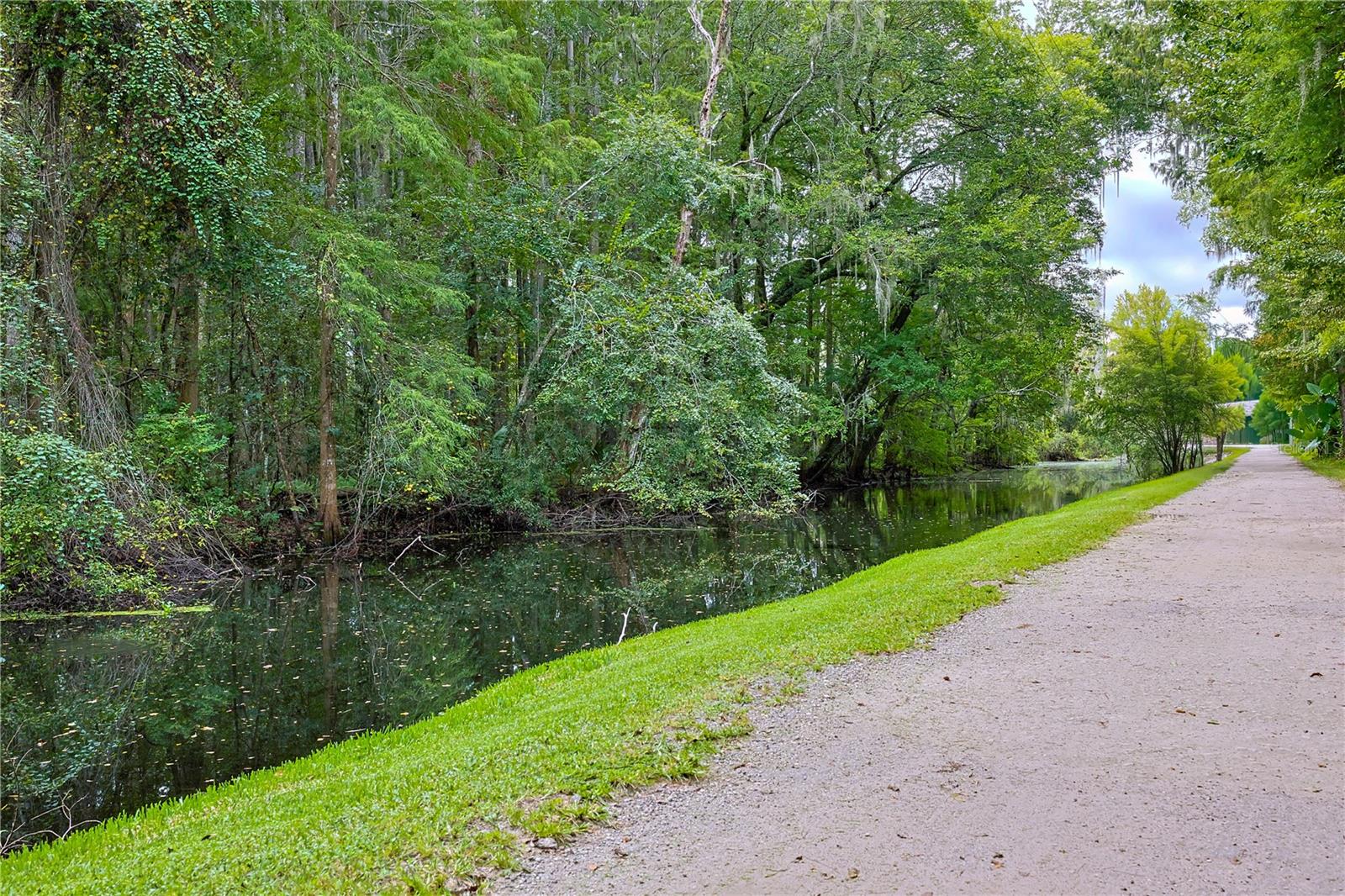 CONTINENTAL COUNTY CLUB - Residential