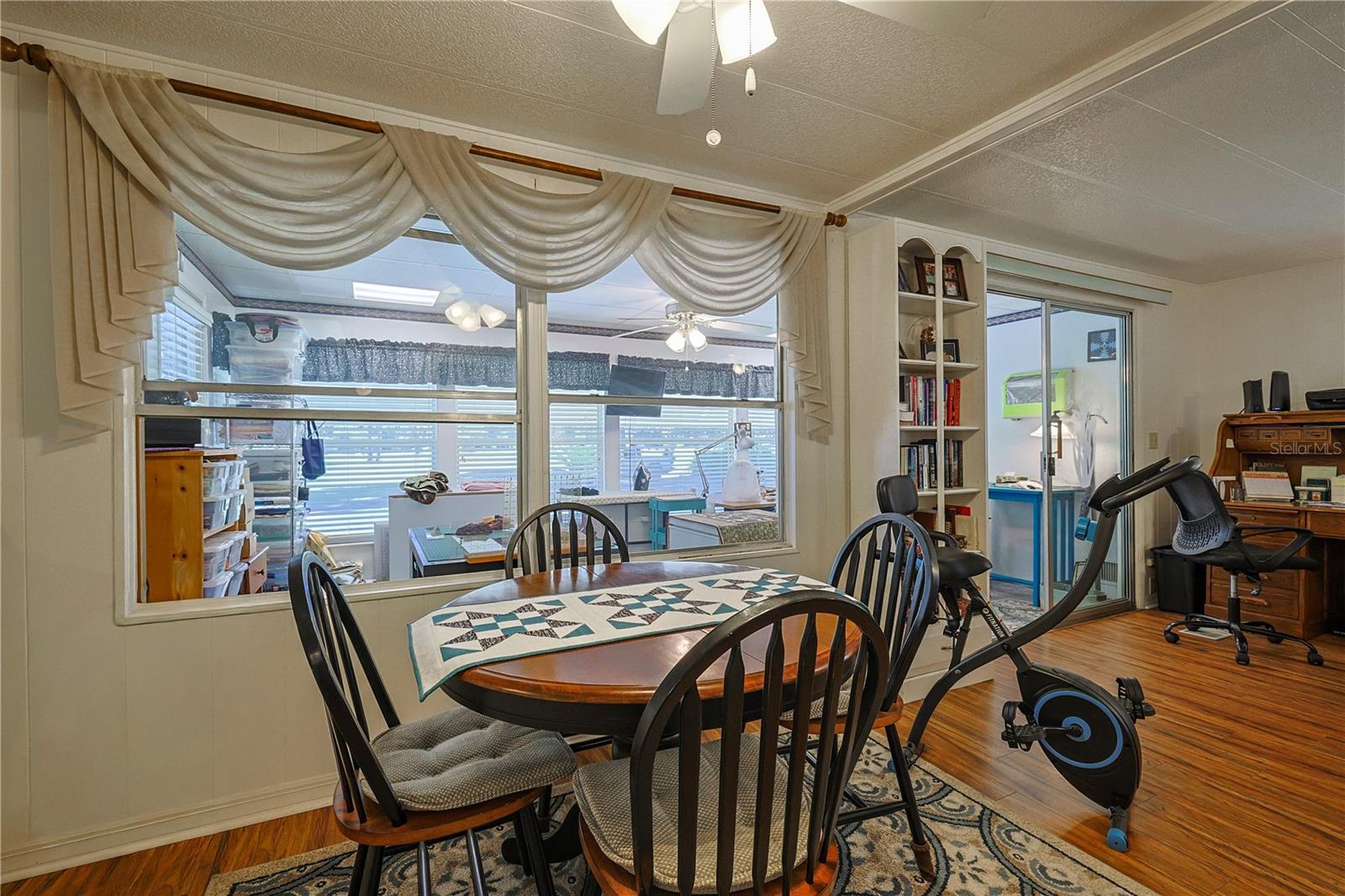 CONTINENTAL COUNTY CLUB - Residential