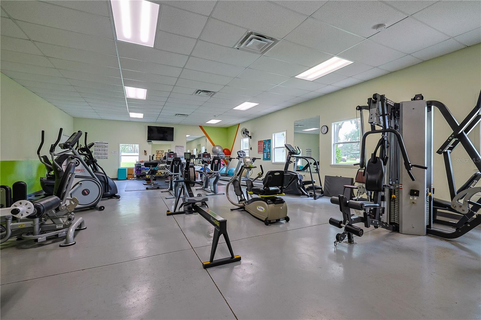 CONTINENTAL COUNTY CLUB - Residential