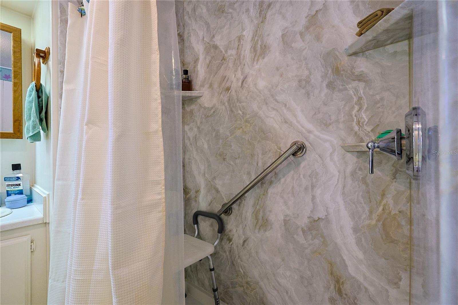 CONTINENTAL COUNTY CLUB - Residential