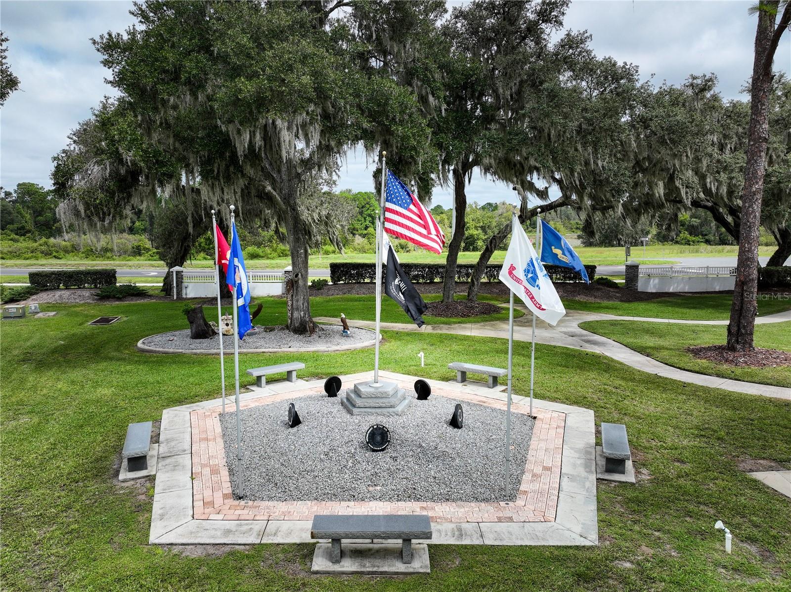 CONTINENTAL COUNTY CLUB - Residential