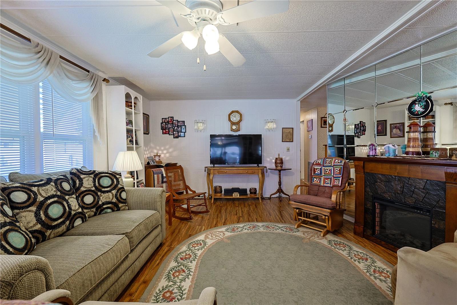 CONTINENTAL COUNTY CLUB - Residential