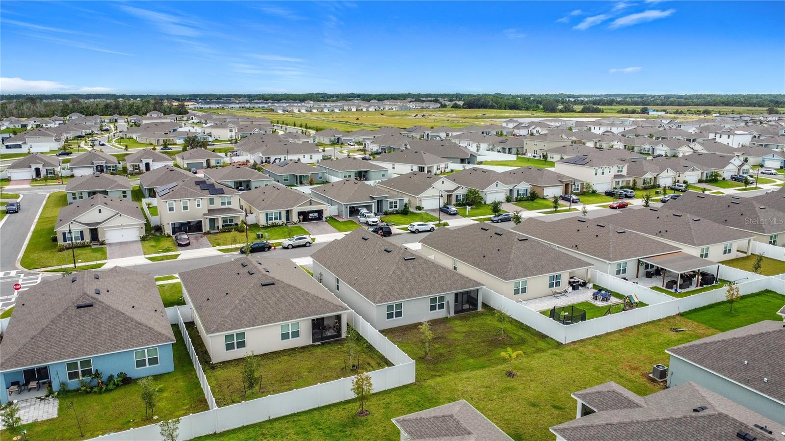 PRAIRIE OAKS - Residential Lease