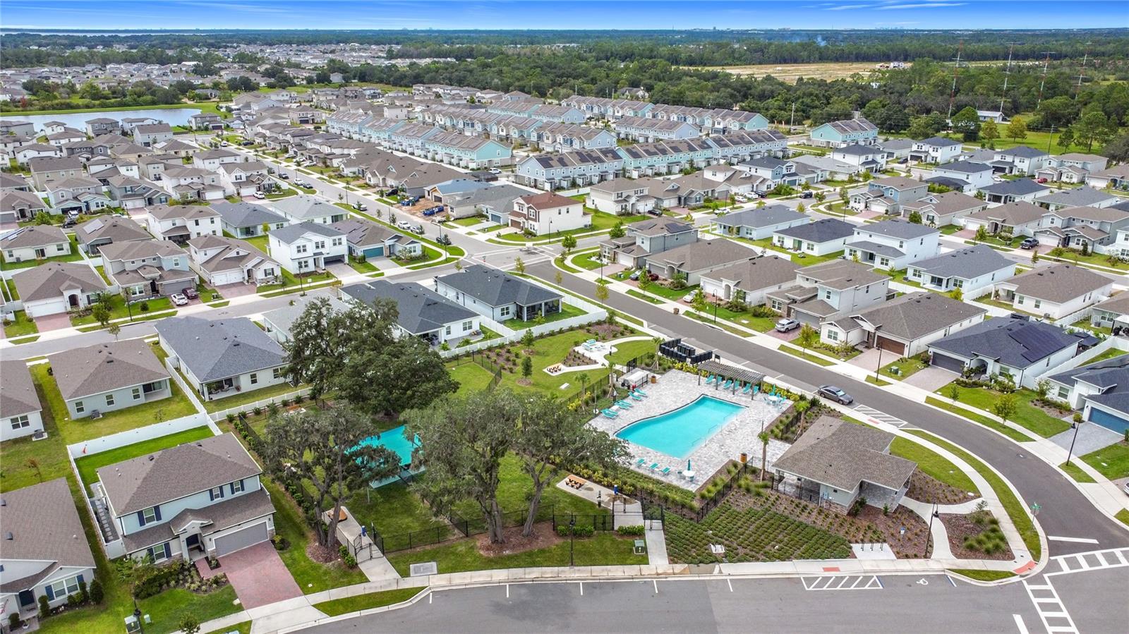 PRAIRIE OAKS - Residential Lease