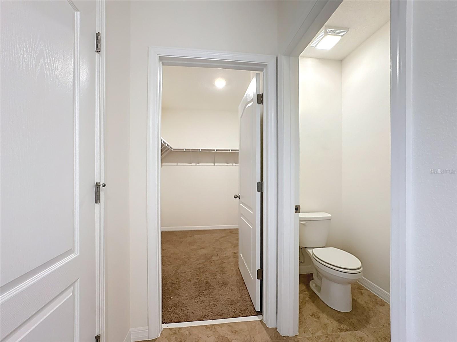 PRAIRIE OAKS - Residential Lease