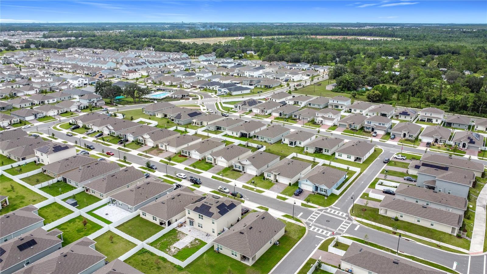 PRAIRIE OAKS - Residential Lease