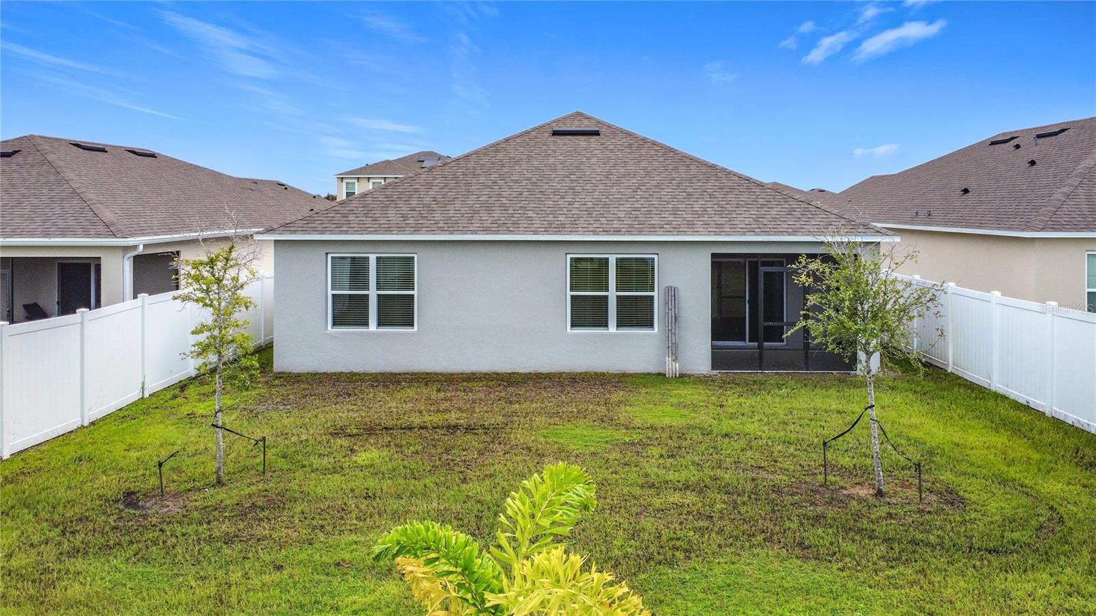 PRAIRIE OAKS - Residential Lease