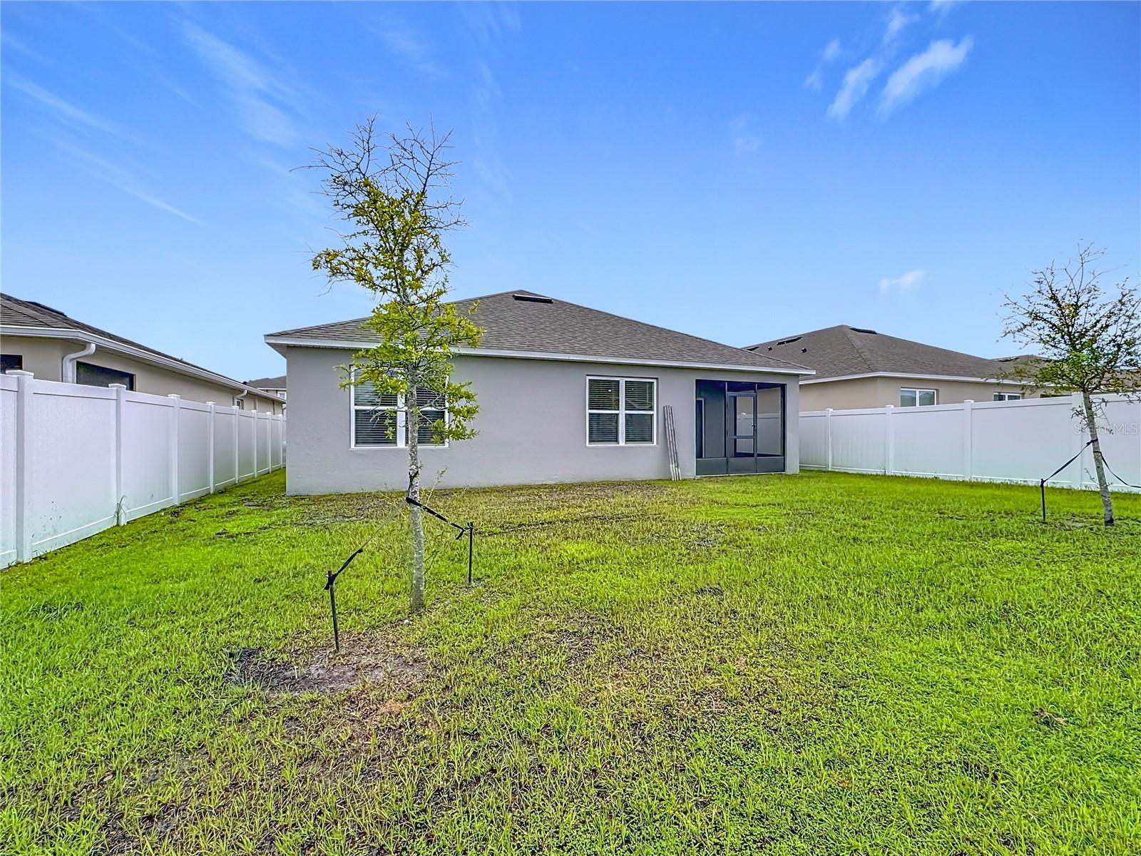 PRAIRIE OAKS - Residential Lease