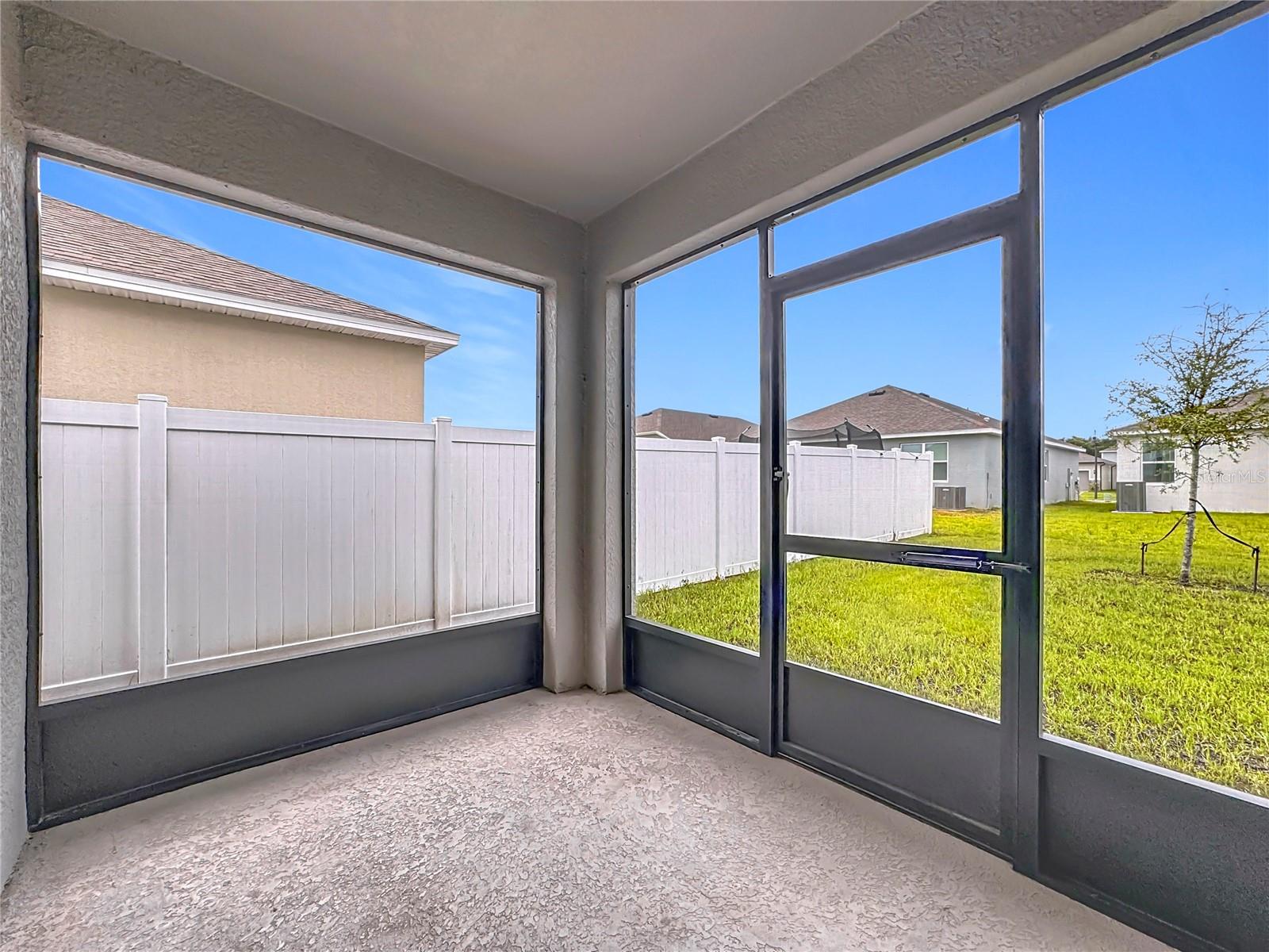 PRAIRIE OAKS - Residential Lease