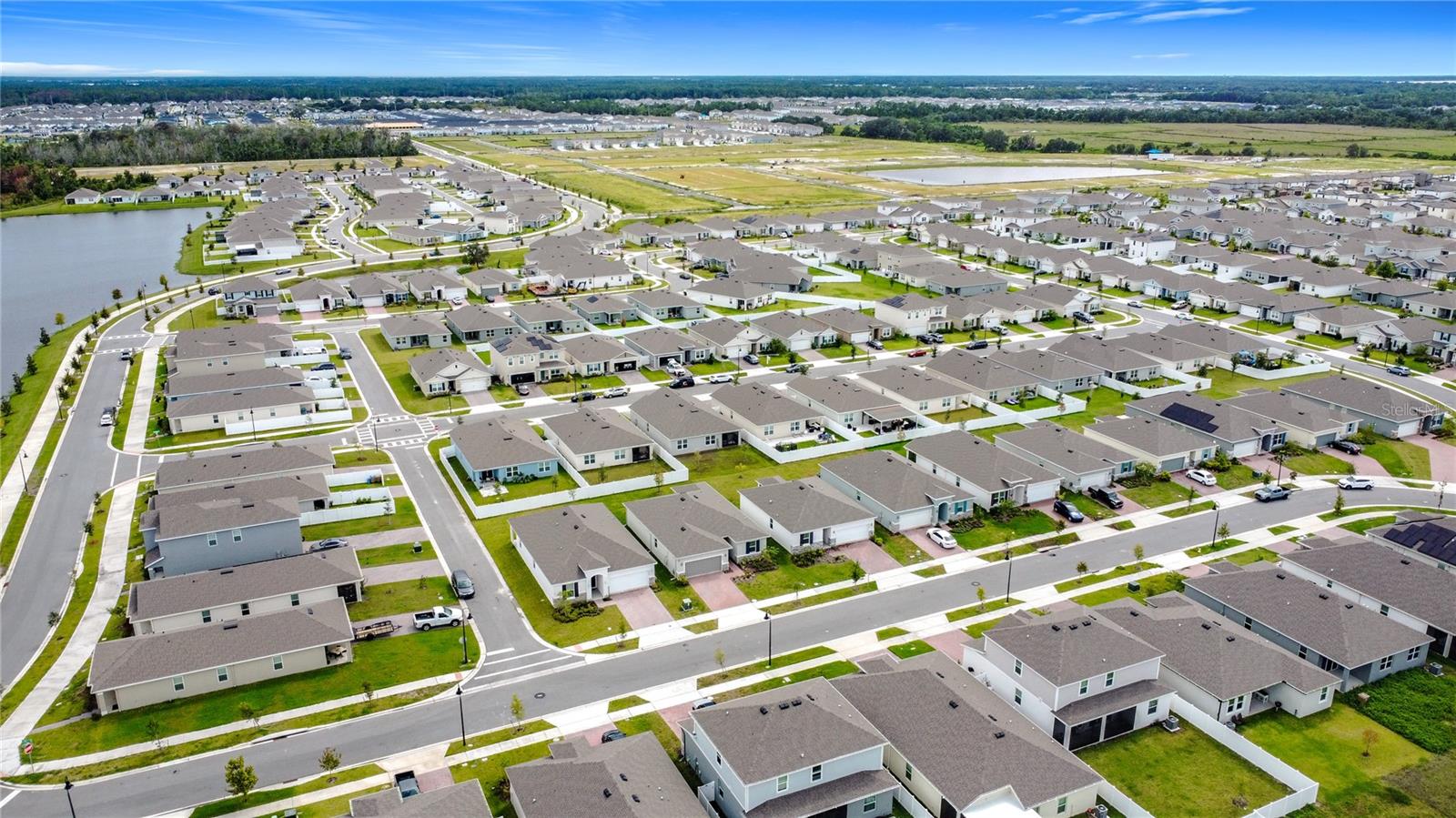 PRAIRIE OAKS - Residential Lease