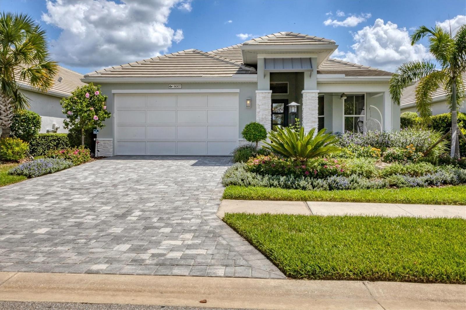 8007 SANDSTAR WAY