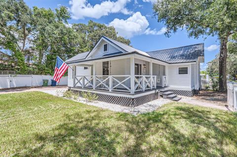 A home in TAMPA