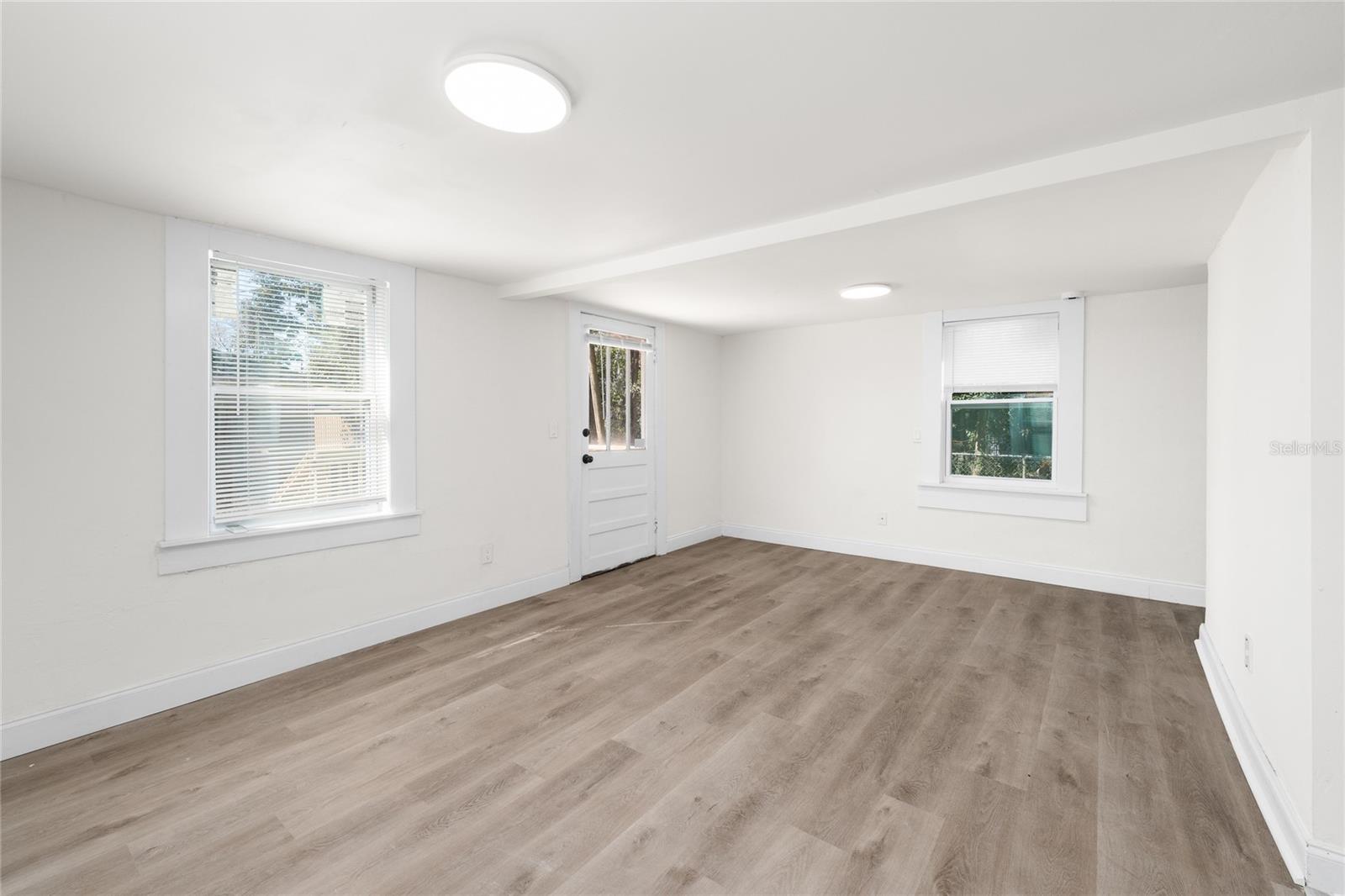 GAINESVILLE HEIGHTS - Residential Income