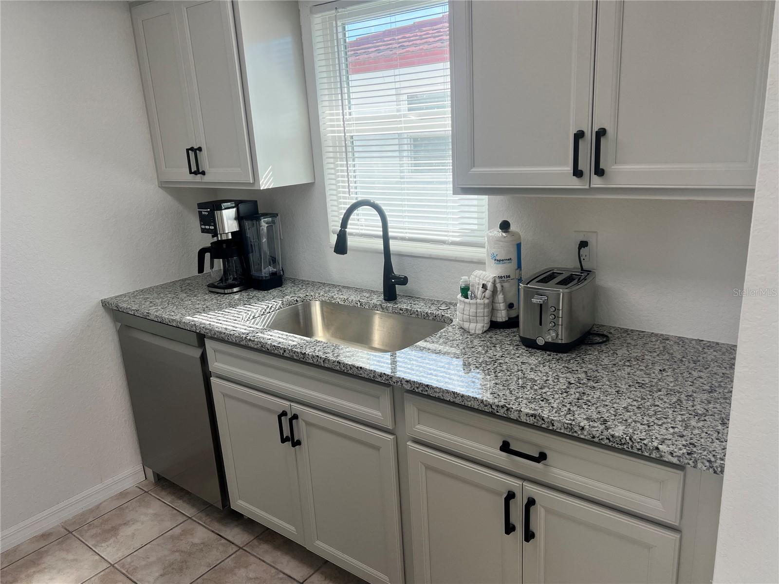 6154 MIDNIGHT PASS ROAD B03