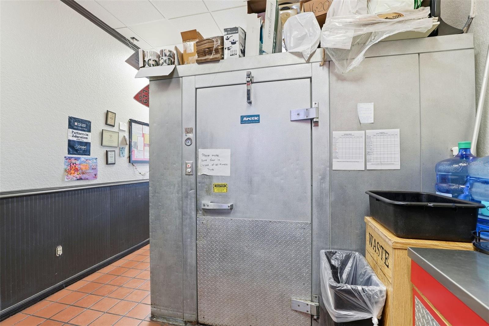 UNIVERSITY CENTER 43/59 - Business Opportunity