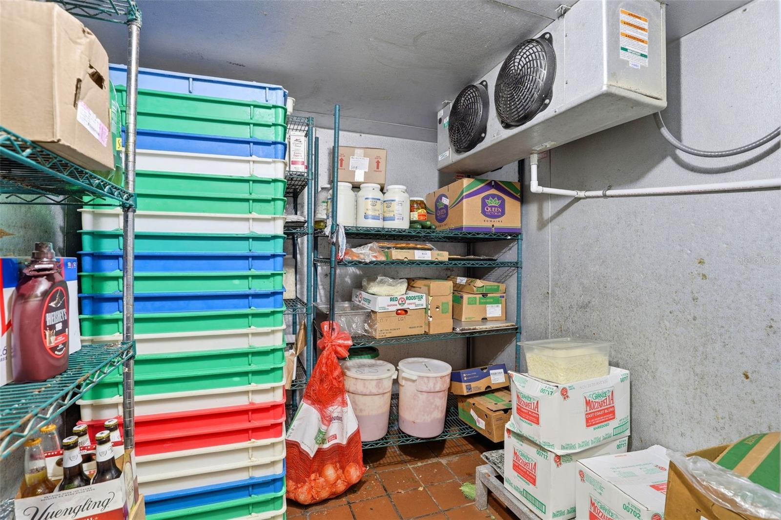 UNIVERSITY CENTER 43/59 - Business Opportunity