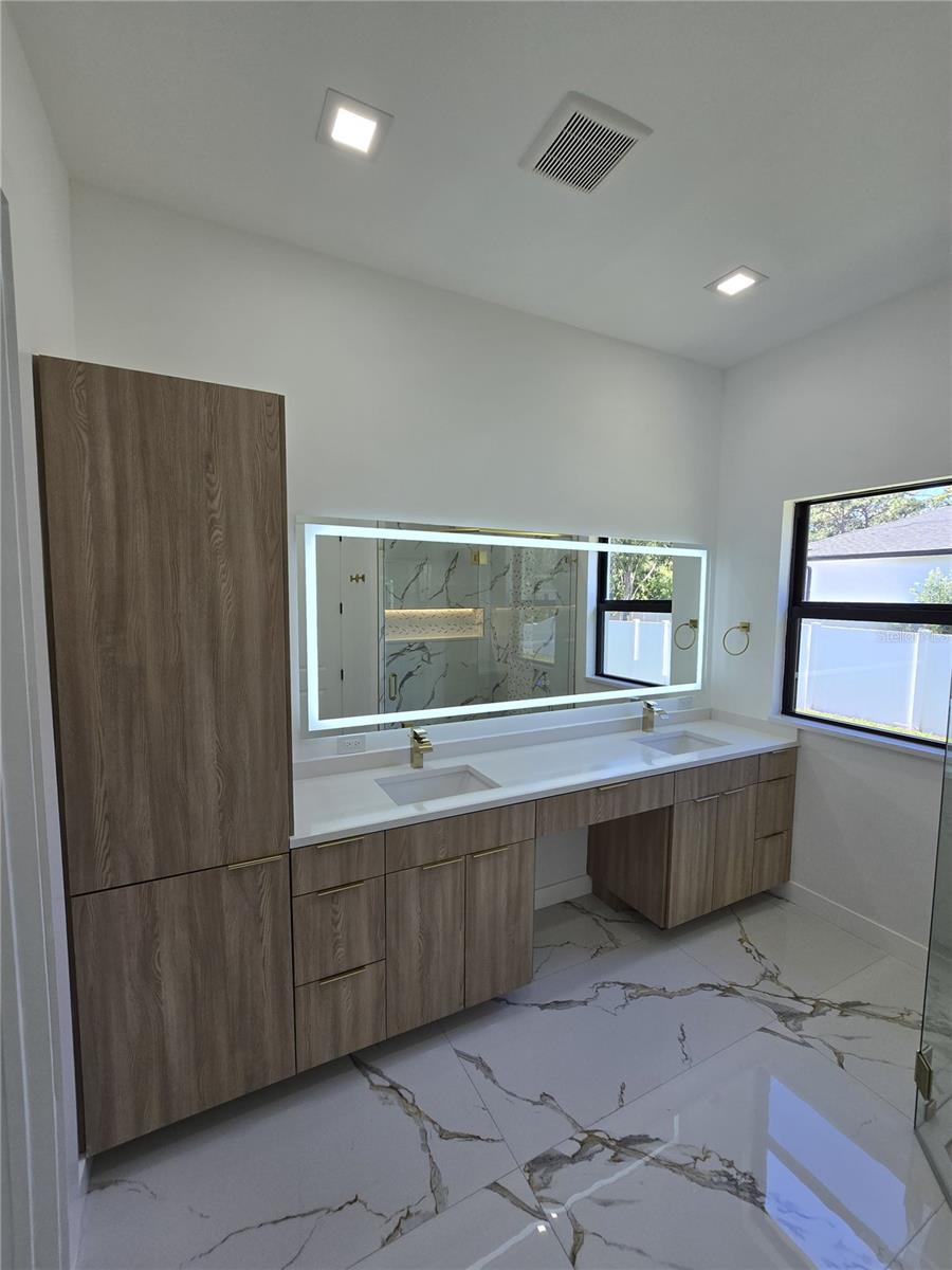 HALF MOON TRACTS - Residential