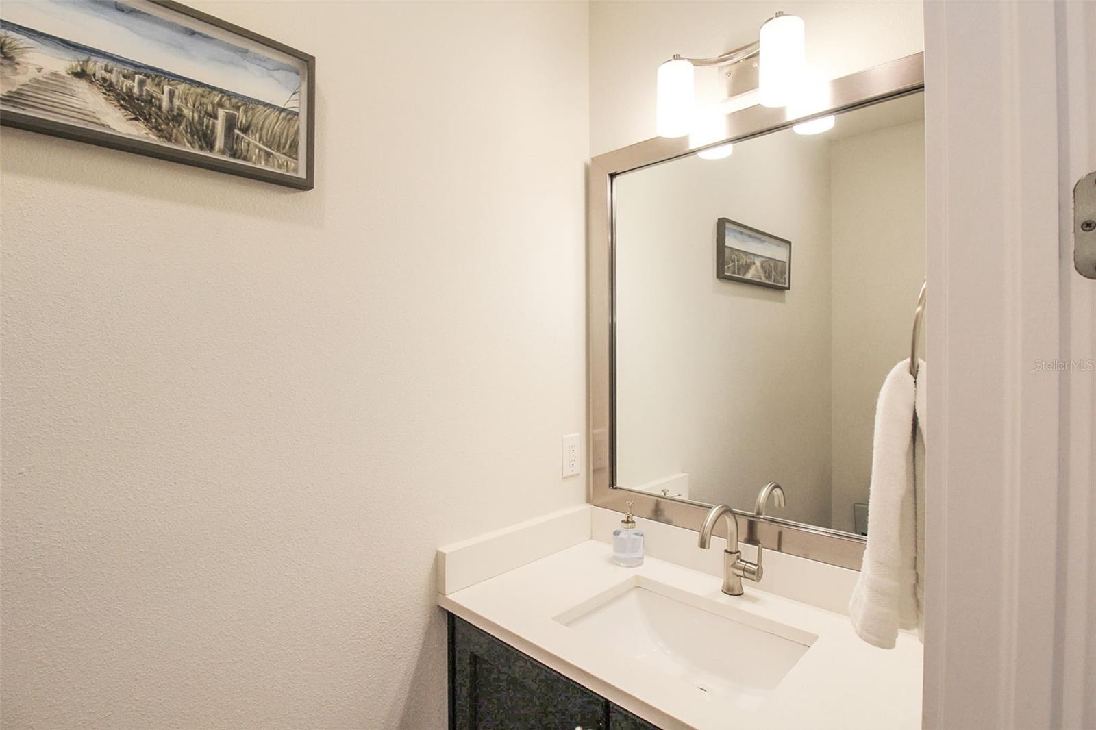 RUSTIC LODGE - Residential Lease