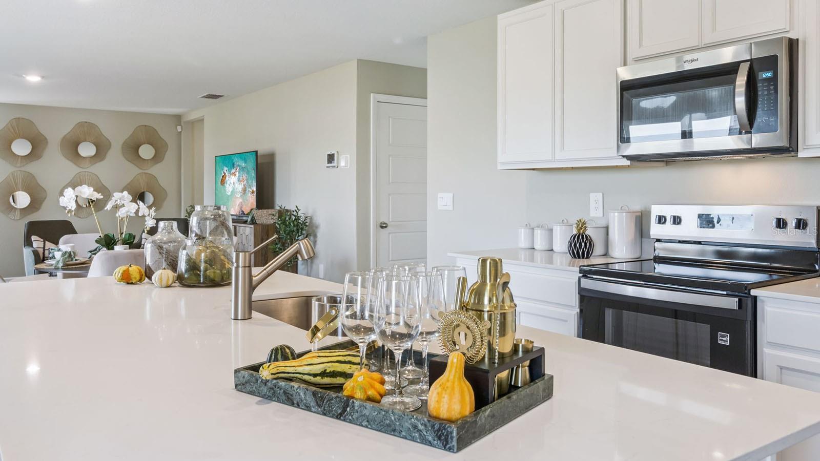 HARMONY ON LAKE ELOISE - Residential