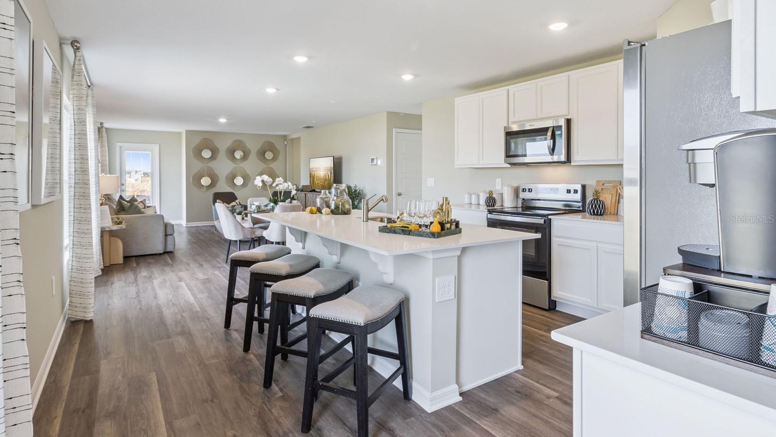 HARMONY ON LAKE ELOISE - Residential