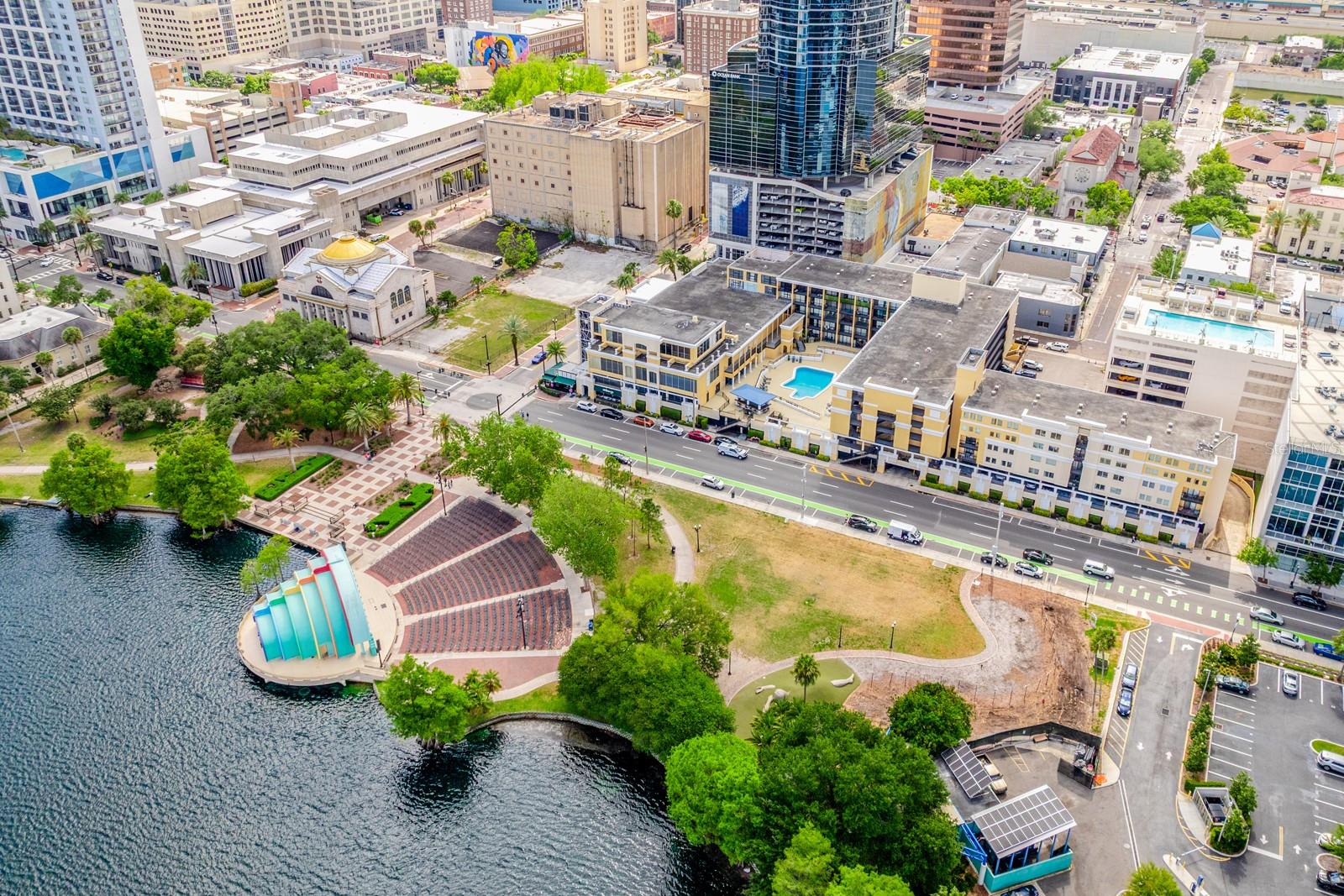 METROPOLITAN/LK EOLA - Residential