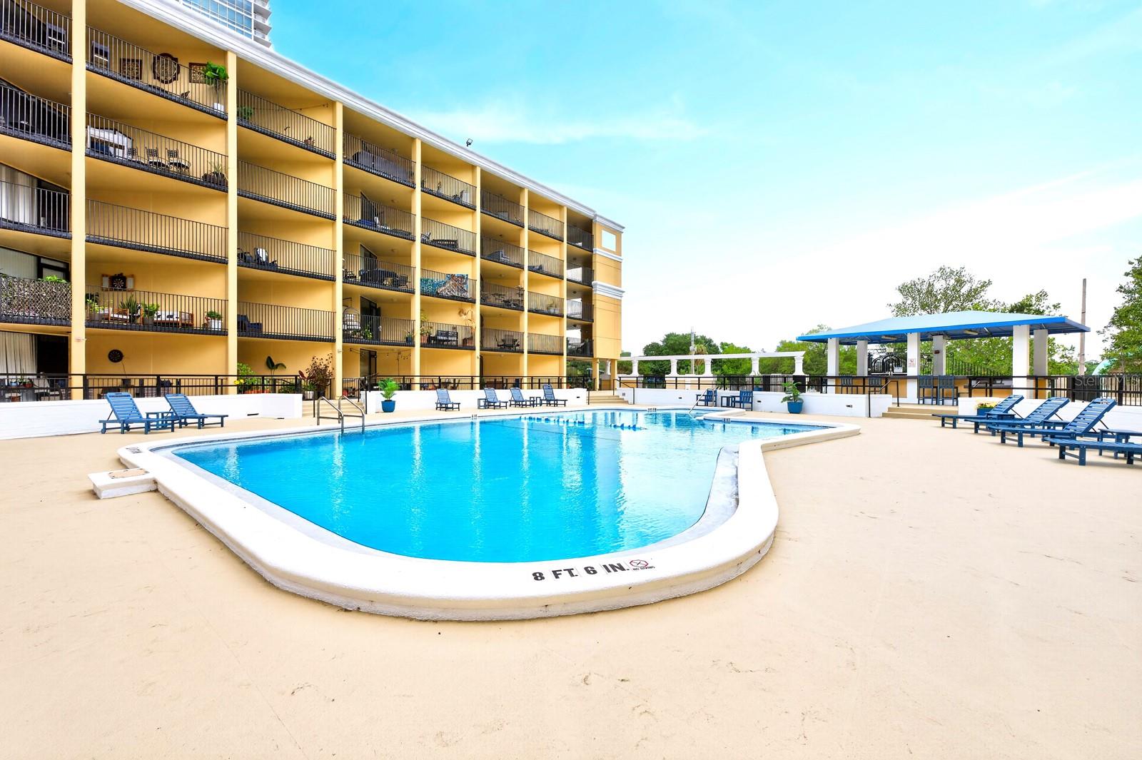 METROPOLITAN/LK EOLA - Residential