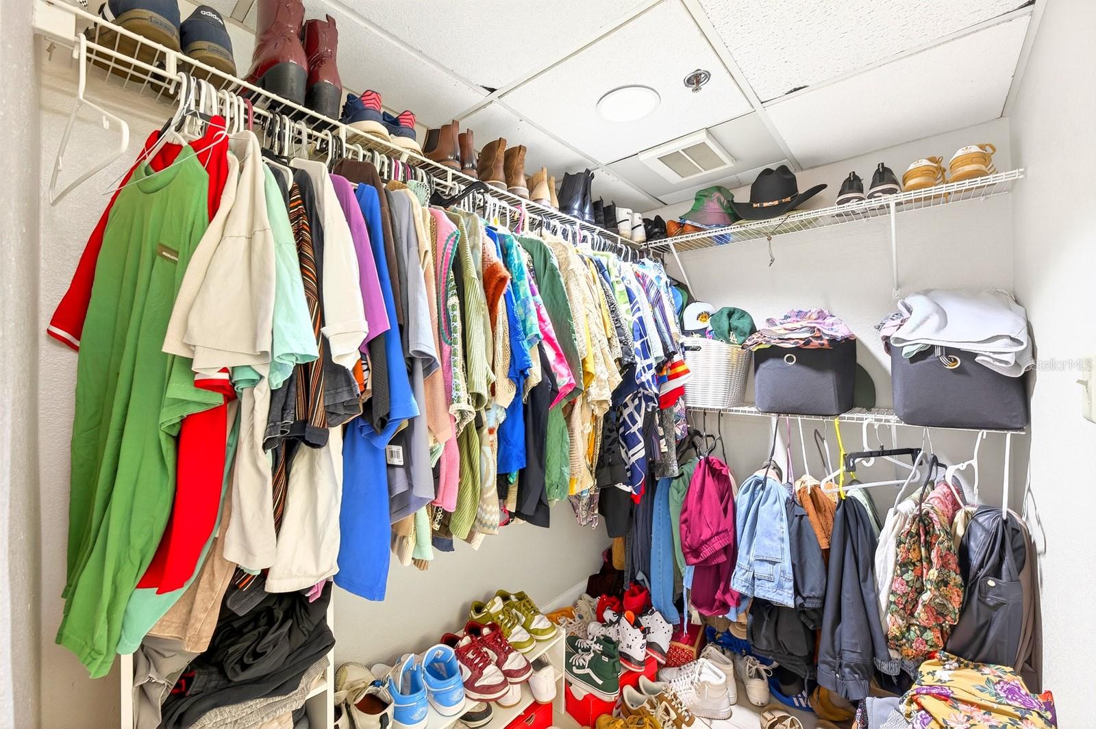 METROPOLITAN/LK EOLA - Residential