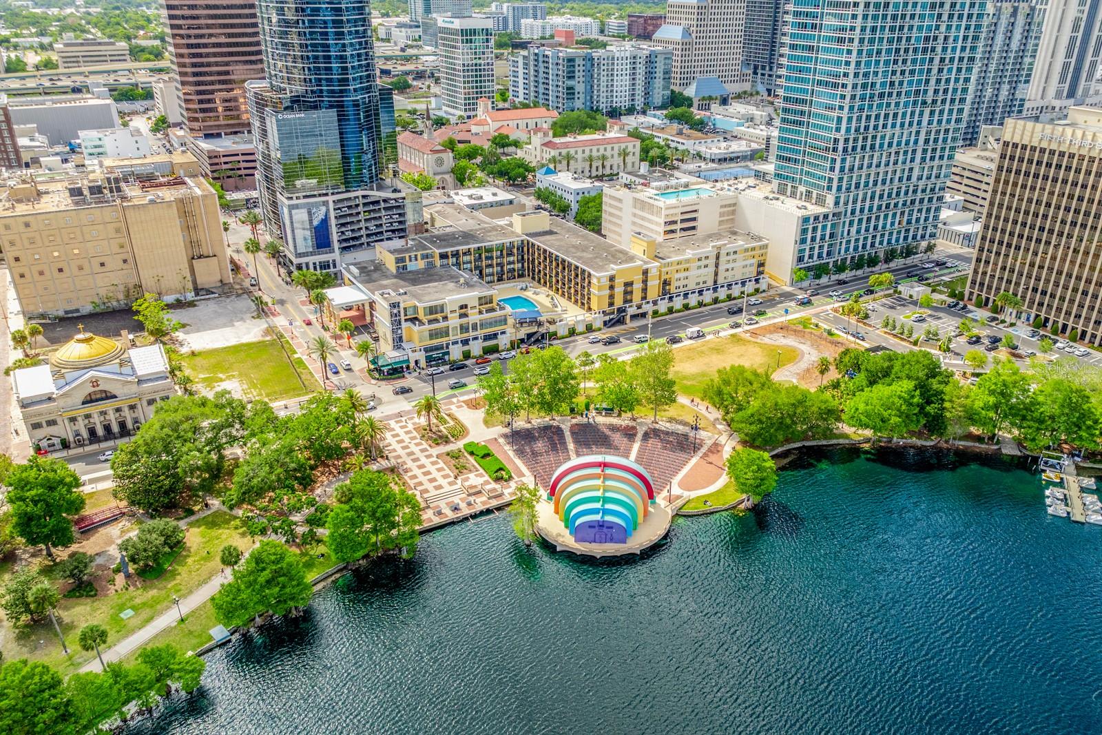 METROPOLITAN/LK EOLA - Residential