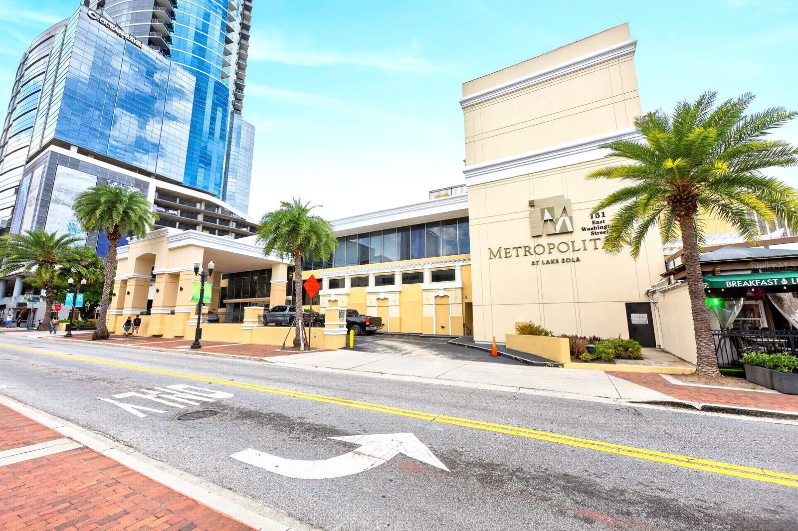 METROPOLITAN/LK EOLA - Residential