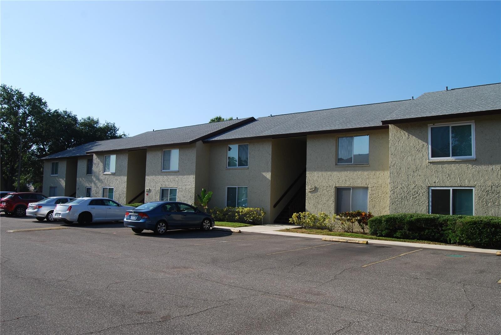 View CLEARWATER, FL 33764 condo