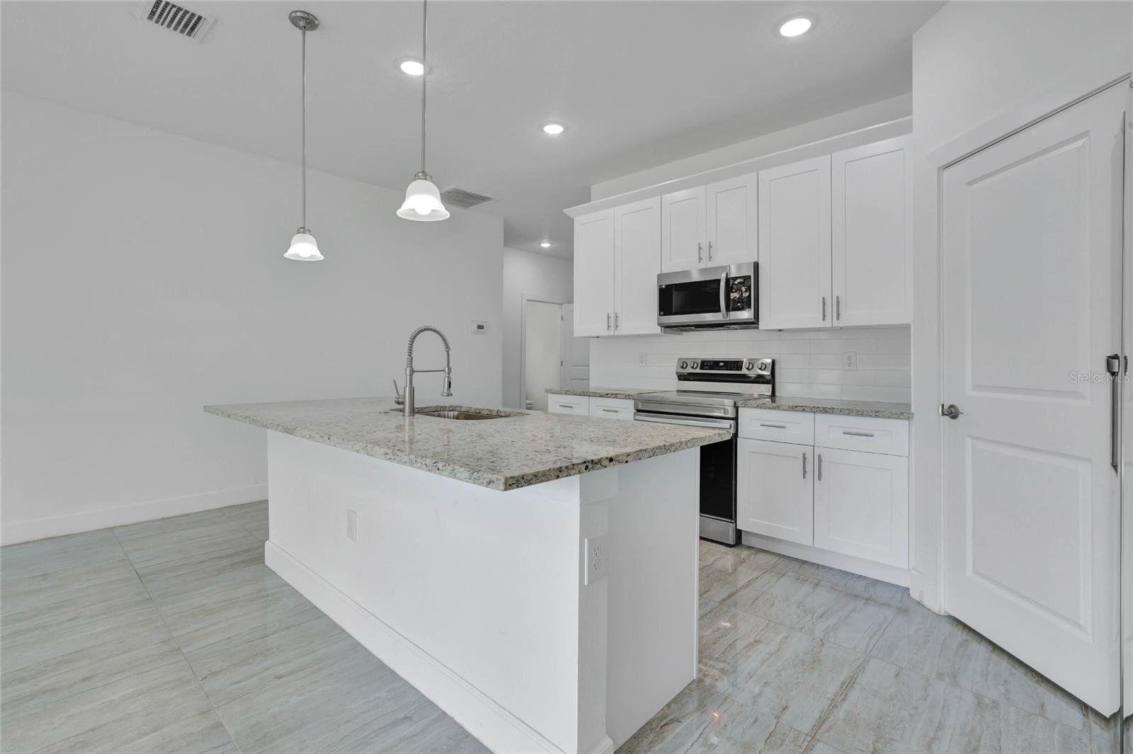 JAMESTOWN SUB - Residential