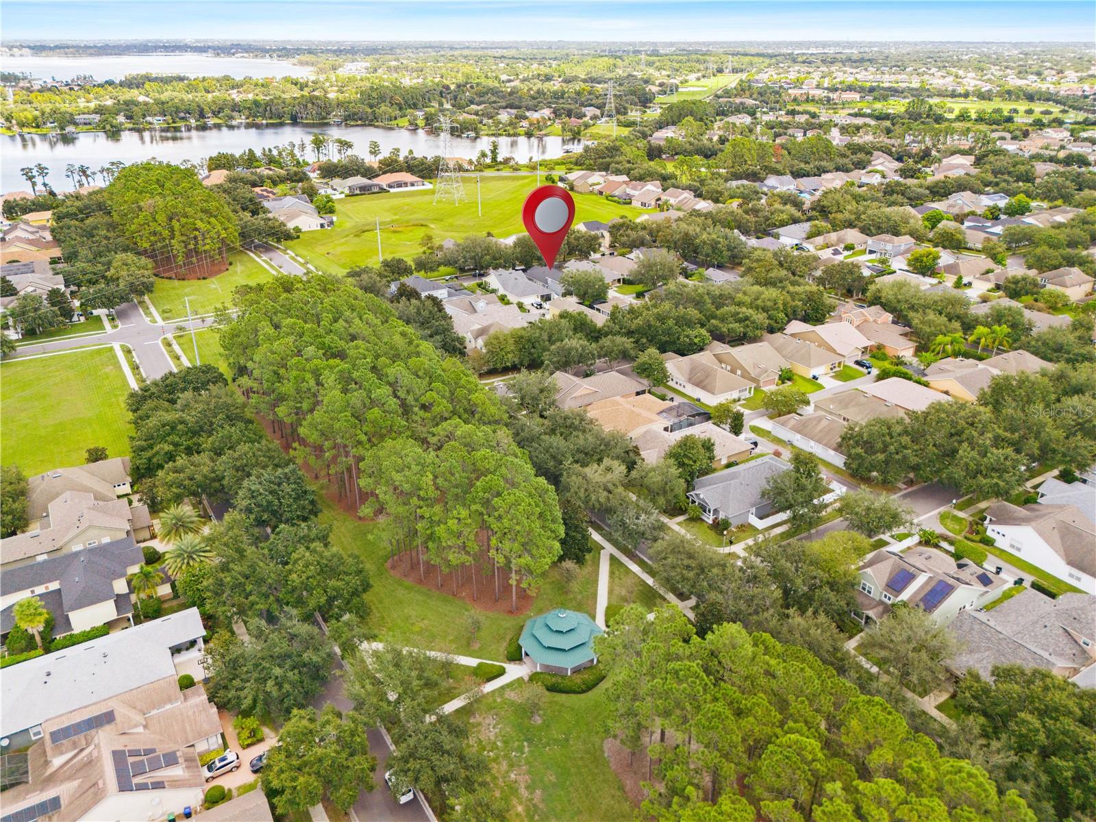 LAKES OF WINDERMERE PH 1 - Residential